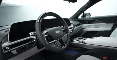 2023 Cadillac Lyriq interior Features 